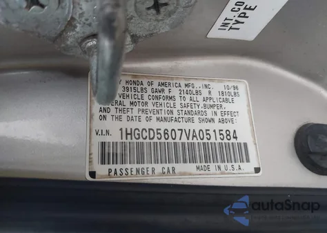 1997 Honda Accord Se z USA, uszkodzony, nr VIN 1HGCD5607VA051584